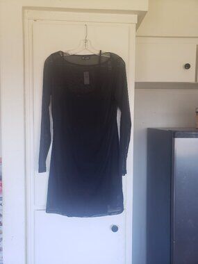 GAP Mesh Black Dress with built in black tank Dress Size Medium